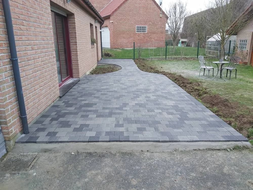 Création d'une terrasse en pavé Douai (59) — photo 2