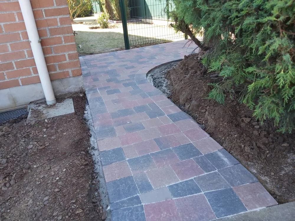 Pavage / Dallage Douai (59) — photo 2