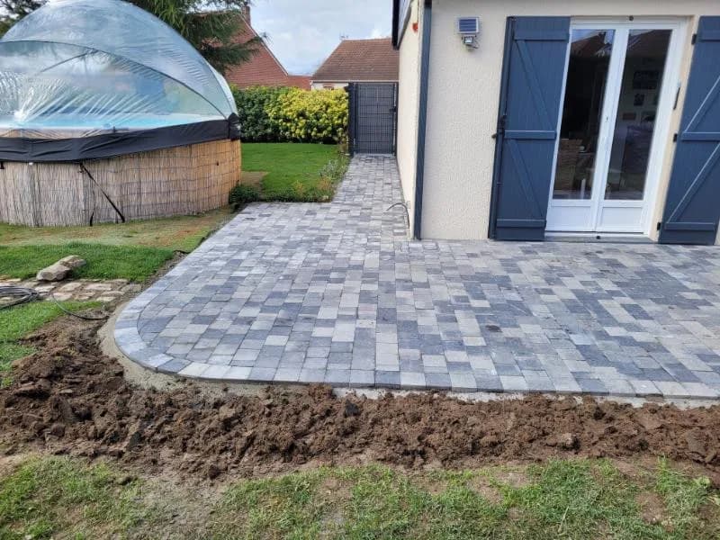 Création terrasse pavés Douai (59) — photo 2