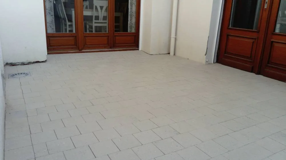 Terrasse en pavés 65 m² à Douai — photo 3