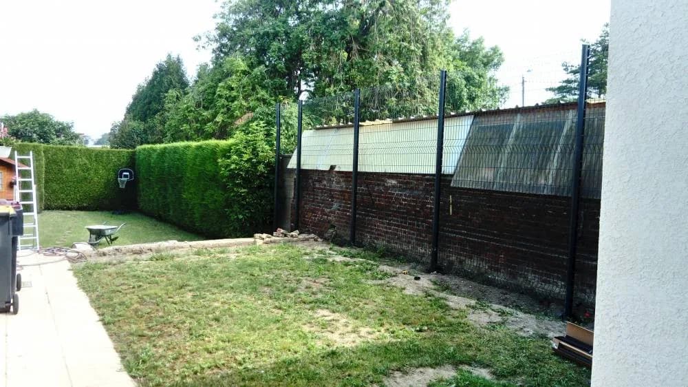 Pose de clôtures Douai (59) — avant travaux